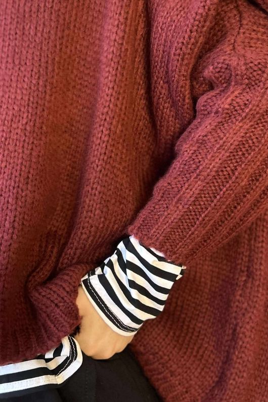 Inside Out Oversized Grunge Knit Burgundy